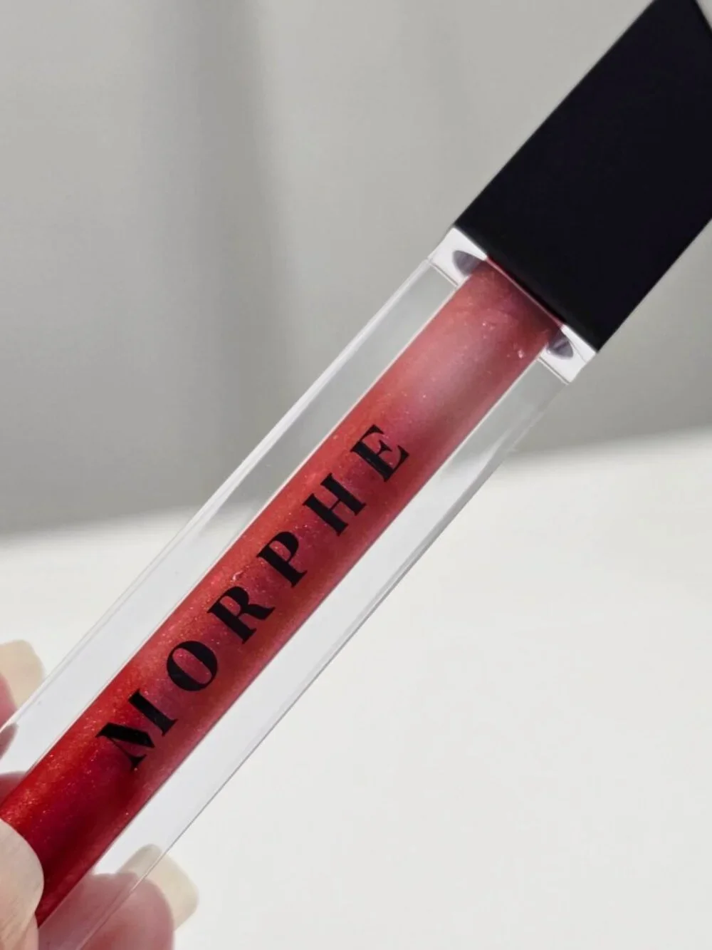 Morphe this out